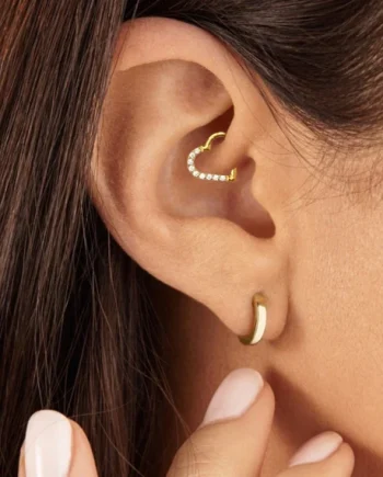 Conch Piercing Hjerte